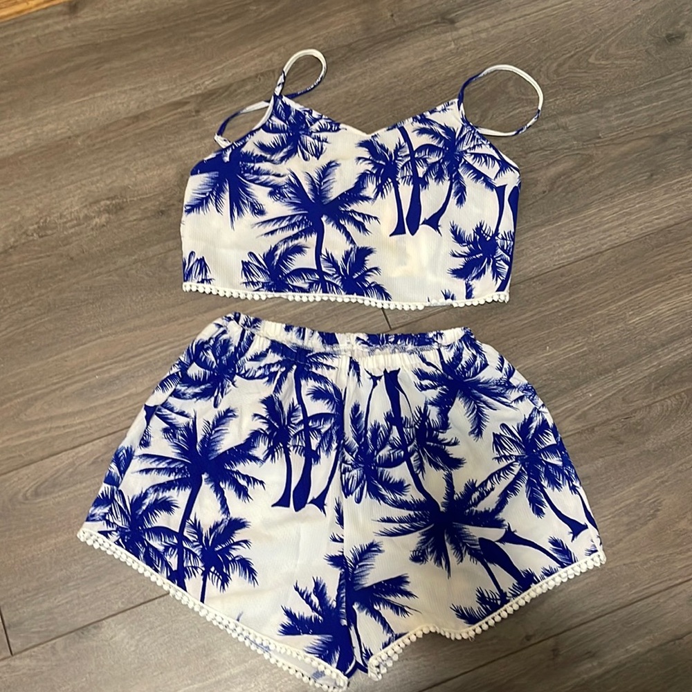 NWT reserve Matching palm tree set